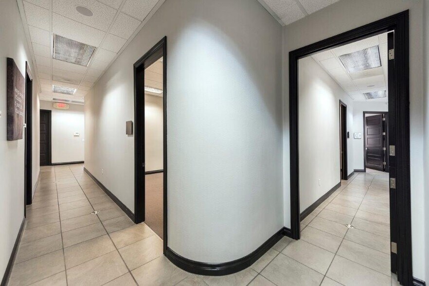 More Photos Of 2950 Sunridge Heights Pky, Henderson Medical For Sale