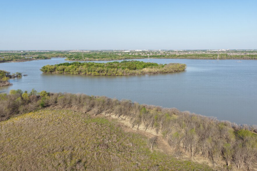 More Photos Of 3111 Koscher Dr, Cedar Hill Land For Sale