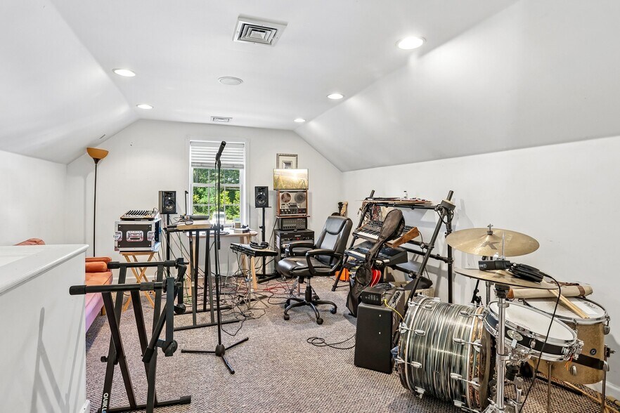 More Photos Of 841 Camden ave, Blackwood Warehouse For Sale
