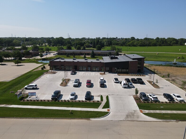 More Photos Of 8700 Thomas Ave, Johnston General Retail For Lease