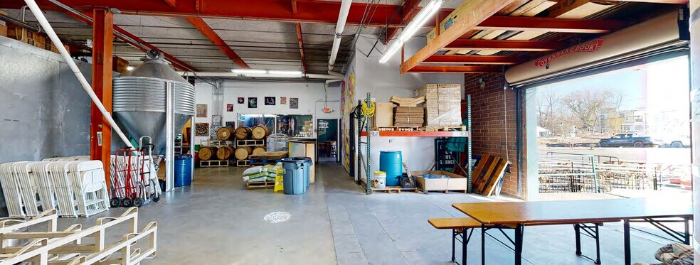 More Photos Of 206 Broadway St, Durham Warehouse For Lease