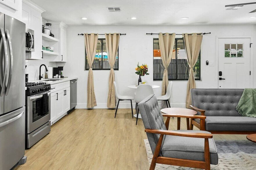 More Photos Of 3139 N 40th St, Phoenix Apartments For Sale