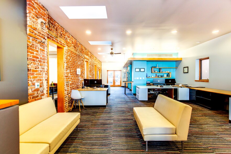 More Photos Of 280 S Pennsylvania St, Denver Office For Sale