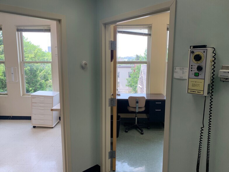 More Photos Of 94 Washington Ave, Portland Office For Lease