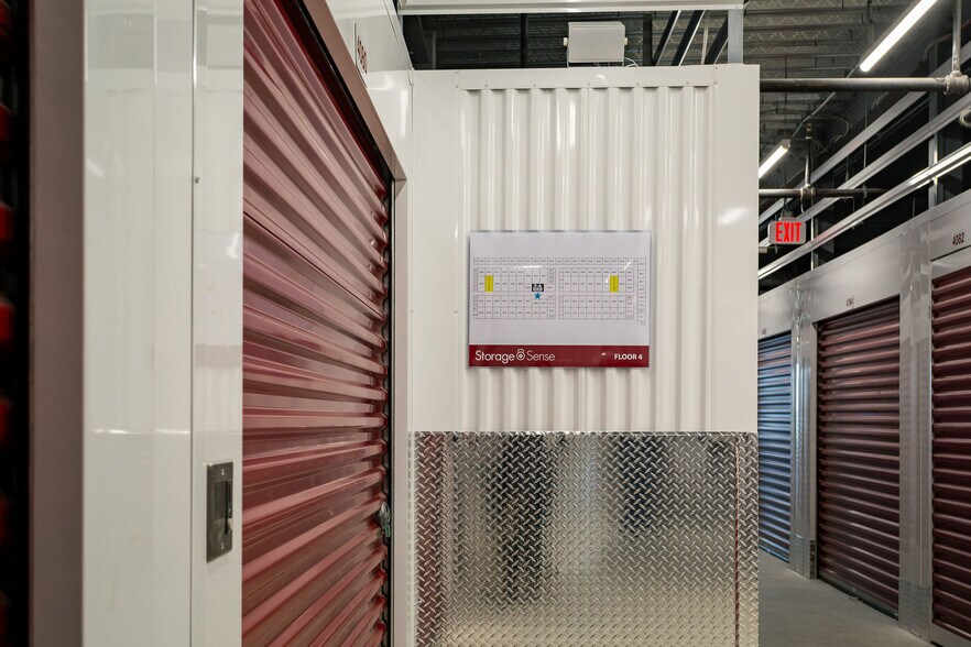 More Photos Of 1300-1338 E Gude Dr, Rockville Unknown For Lease