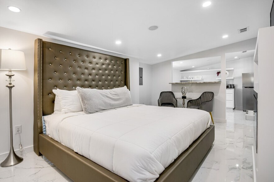 More Photos Of 2565 N State Highway 16, Fredericksburg Specialty For Sale