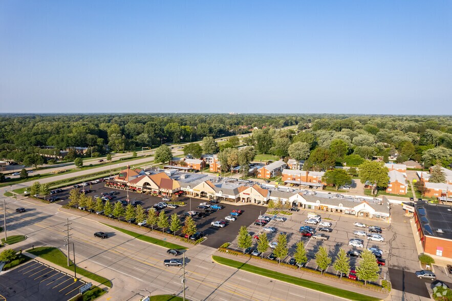 More Photos Of 36570-36830 Garfield Rd, Clinton Township Unknown For Lease