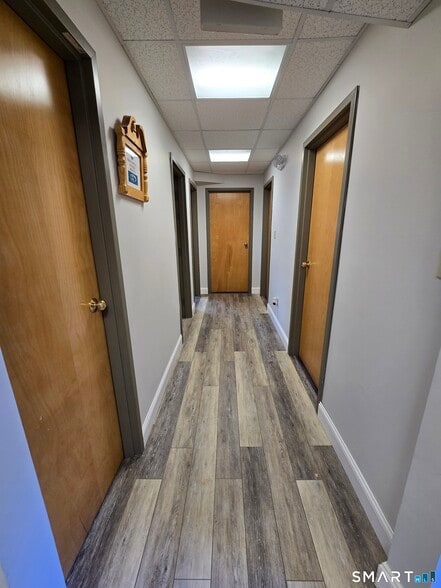 More Photos Of 1006 S Main St, Plantsville Office For Lease