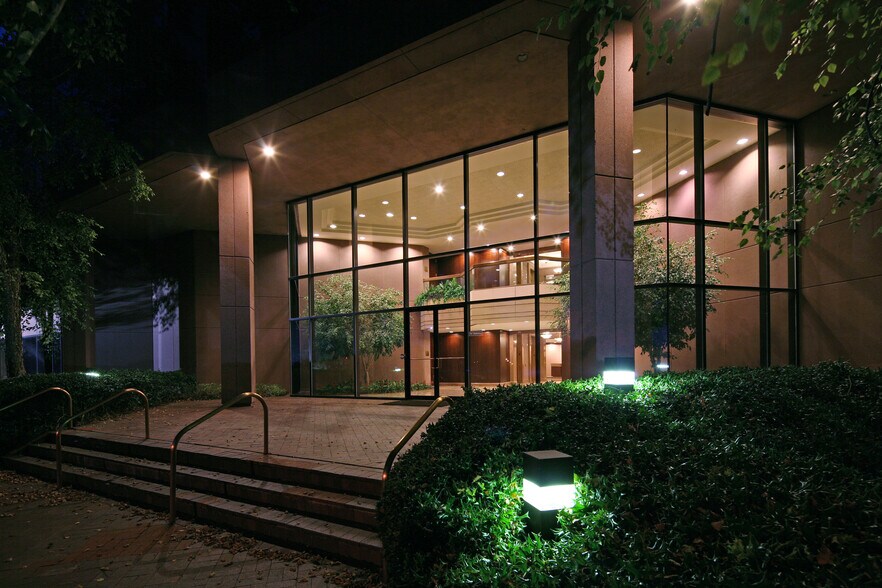 More Photos Of 3500 Eastern Blvd, Montgomery Office For Lease