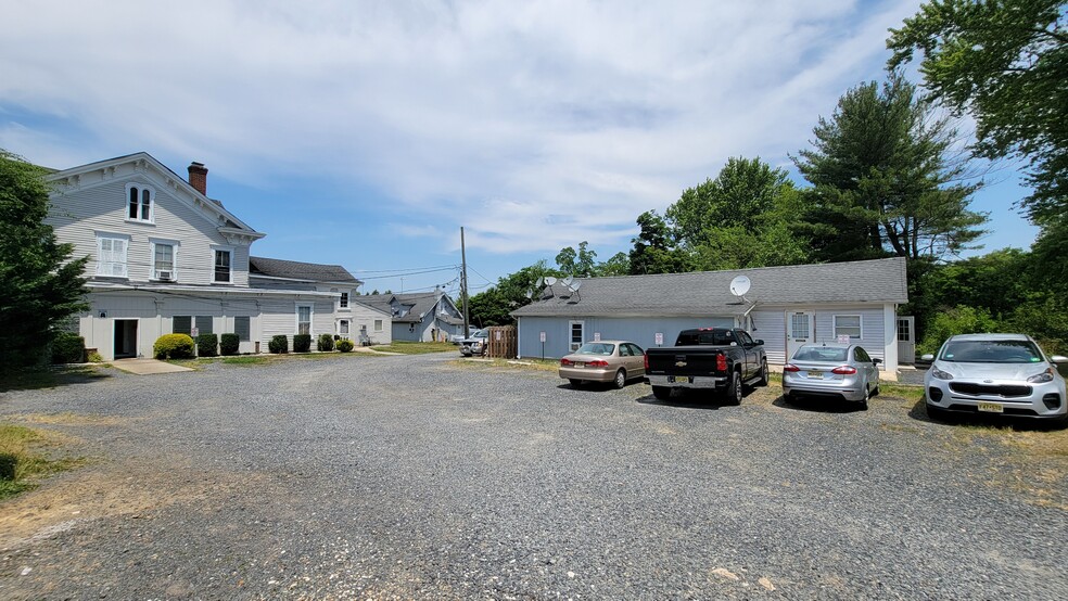 Primary Photo Of 520 Highway 33, Millstone Township Apartments For Sale