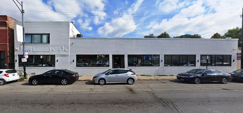 More Photos Of 3921-3925 N Elston Ave, Chicago Light Distribution For Sale