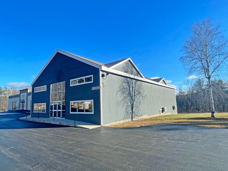 More Photos Of 235 Portland Rd, Gray Office For Lease