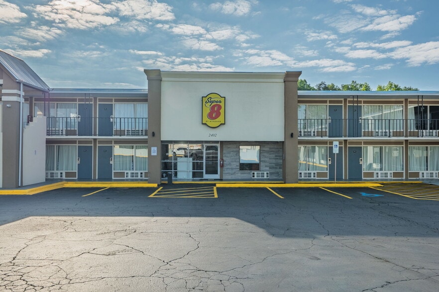 More Photos Of 2402 S Sterling St, Morganton Hotel For Sale