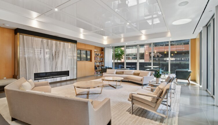 More Photos Of 133 W 52nd St, New York Apartments For Lease