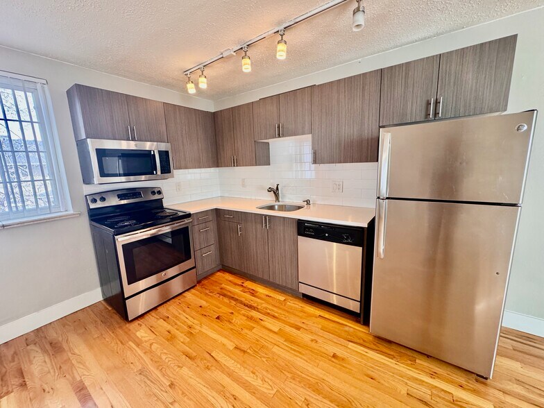 More Photos Of 1258 Marion St, Denver Apartments For Sale