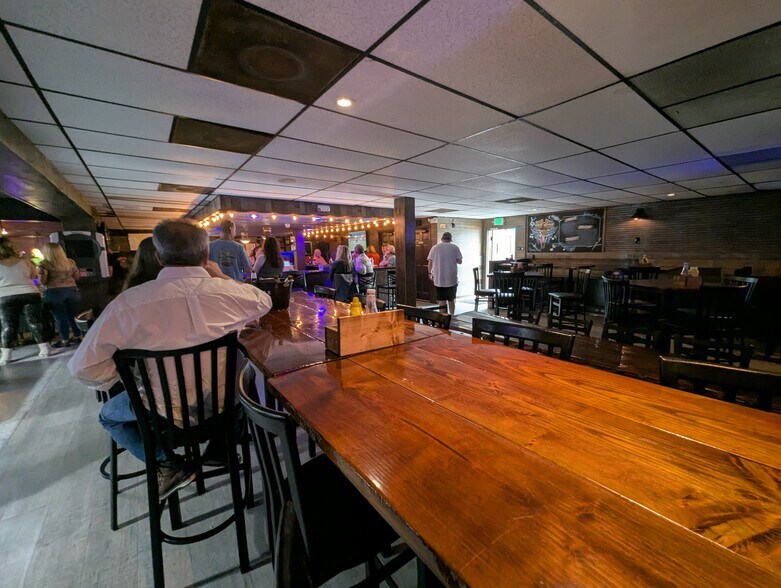 More Photos Of 11818 Philadelphia Rd, White Marsh Bar For Sale