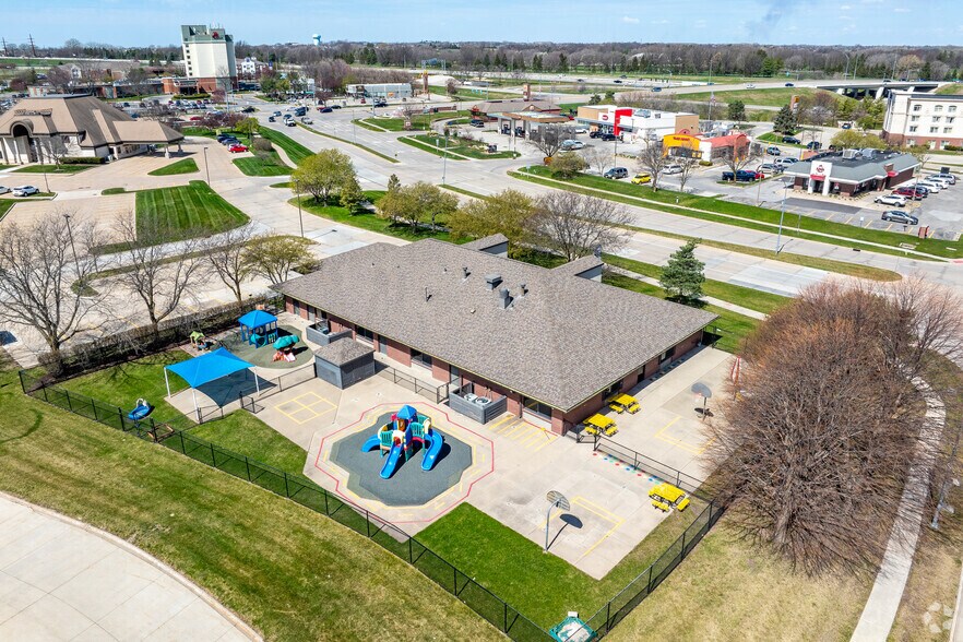 More Photos Of 7210 Vista Dr, West Des Moines Daycare Center For Sale