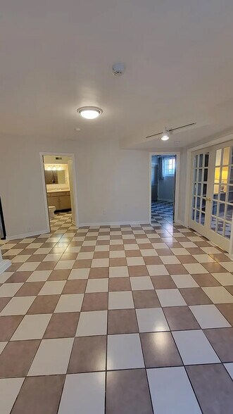 More Photos Of 120 Record St, Frederick Office For Lease