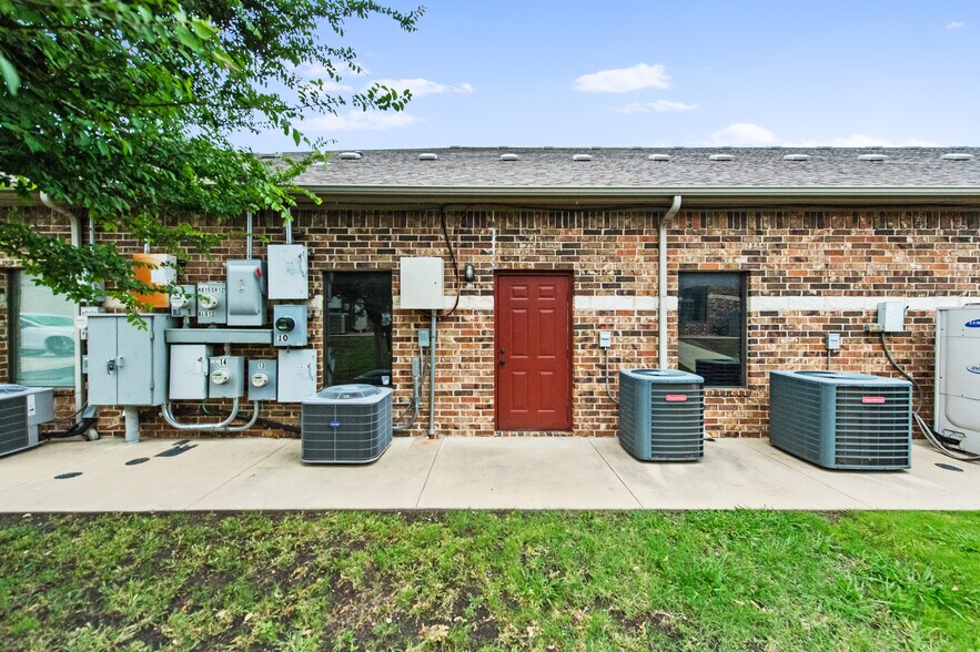 More Photos Of 4819 SH 121, The Colony Medical For Lease