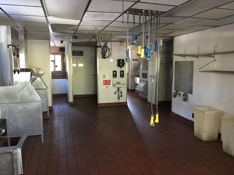 More Photos Of 1919 94th Ct, Vero Beach Freestanding For Sale