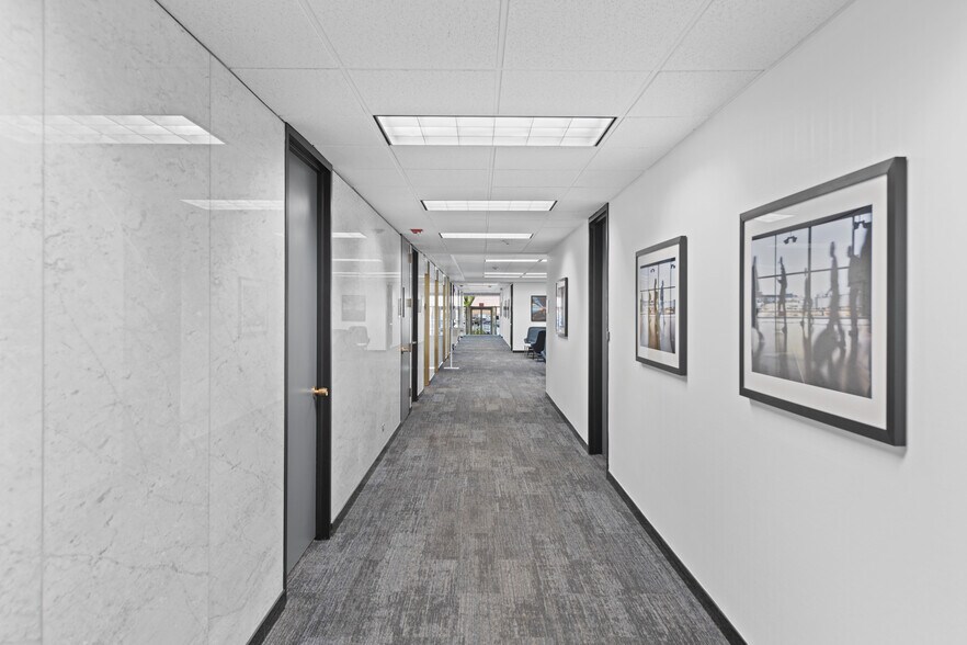 More Photos Of 1400 E Touhy Ave, Des Plaines Office For Lease