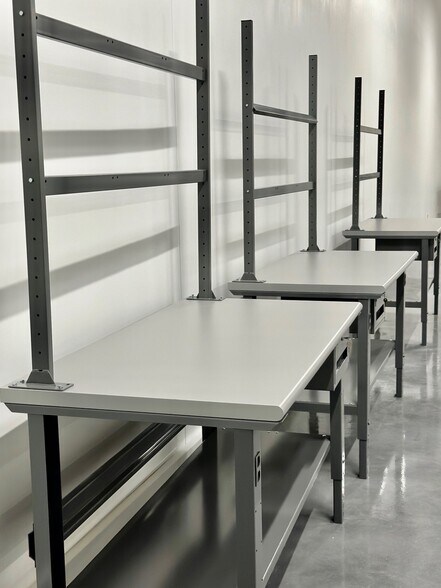 More Photos Of 2214 Braker Ln, Austin Distribution For Lease