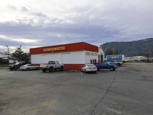 More Photos Of 133 S Old Pacific Hwy, Myrtle Creek Freestanding For Sale