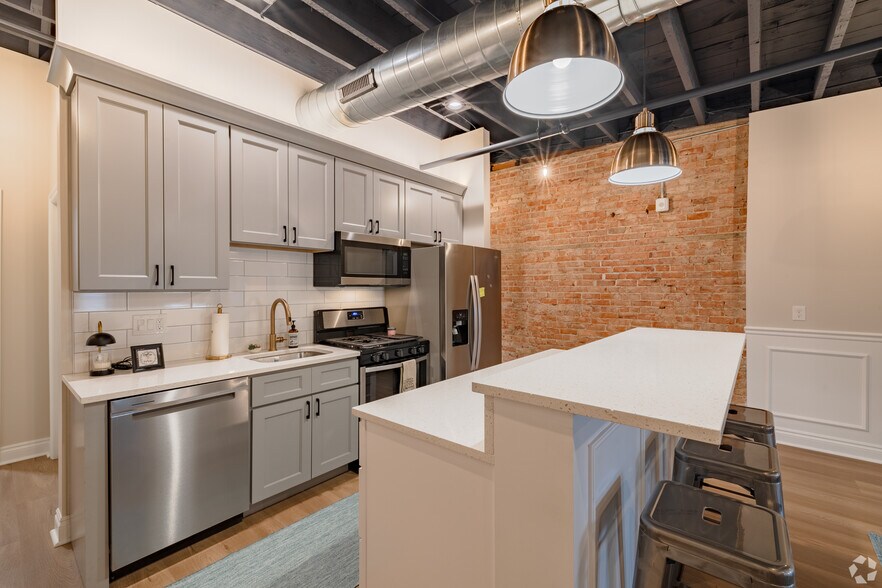 More Photos Of 6 N Washington St, Oxford Multifamily For Sale