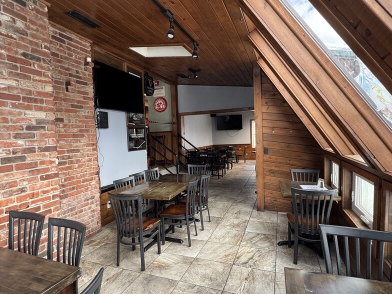 More Photos Of 4348 Seneca St, West Seneca Restaurant For Sale