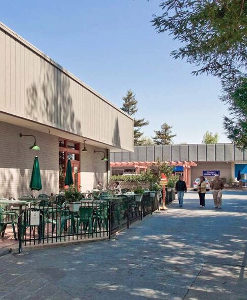 More Photos Of 58 E Washington St, Petaluma Storefront Retail Office For Lease