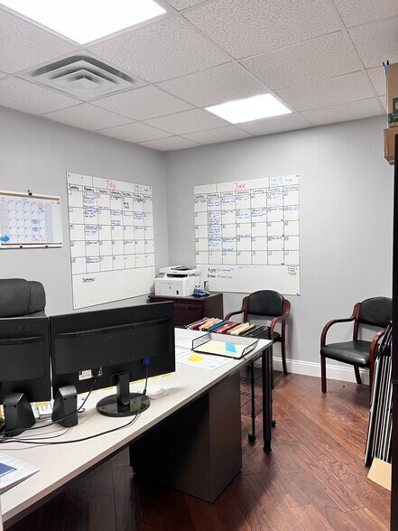 More Photos Of 4260 Industrial Center Ln NW, Acworth Manufacturing For Lease