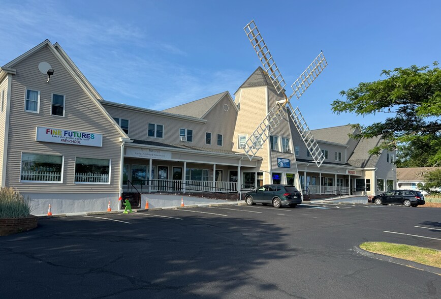 More Photos Of 109 Main St, West Dennis Storefront Retail Office For Lease
