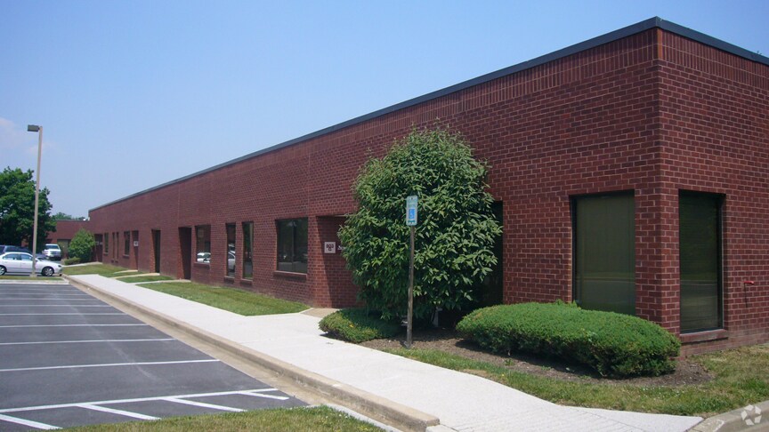 More Photos Of 803 Barkwood Ct, Linthicum Flex For Lease