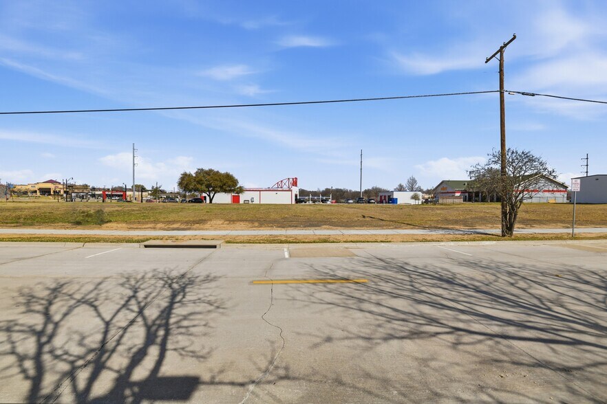 More Photos Of 4109 Industrial Street, Rowlett Land For Sale
