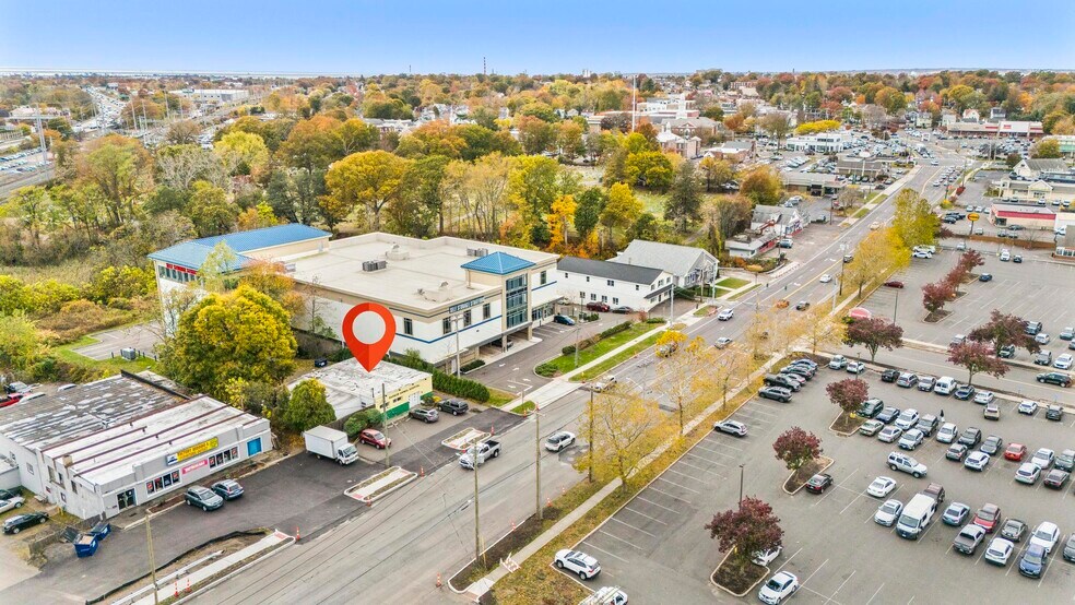 More Photos Of 755 Barnum Avenue Cutoff, Stratford Veterinarian Kennel For Sale