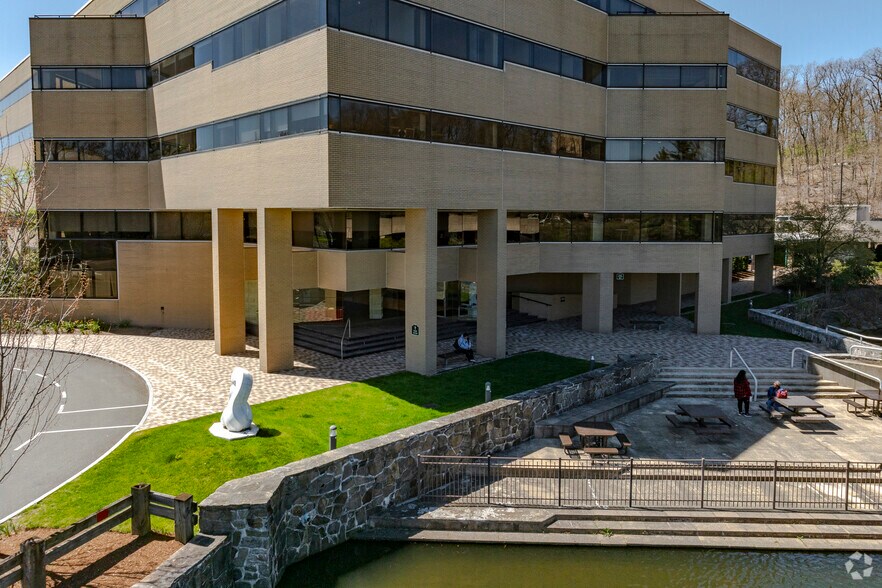 More Photos Of 2 Trap Falls Rd, Shelton Office For Lease