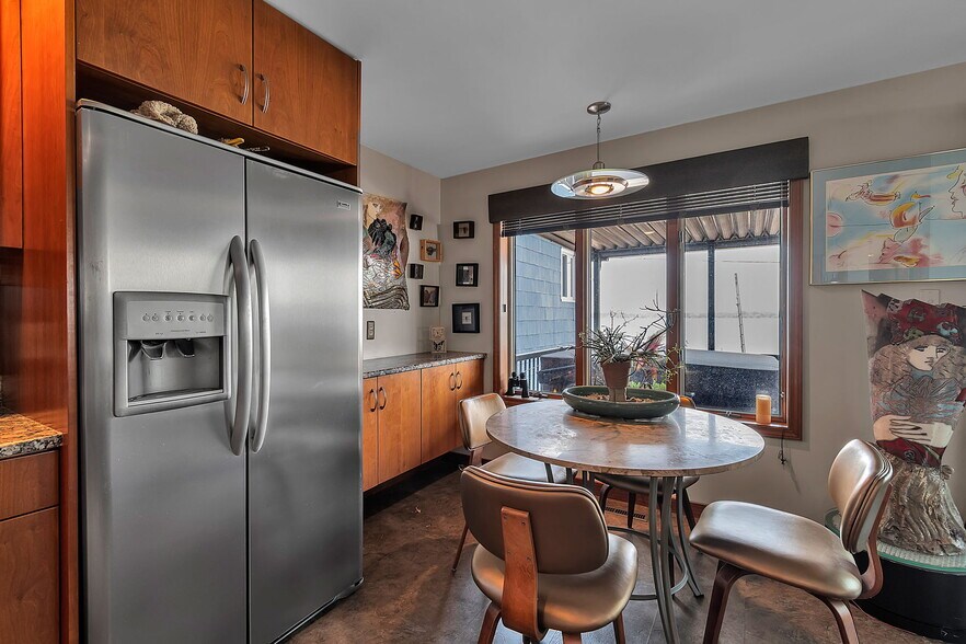 More Photos Of 2809 River Rd, Buffalo Flex For Sale