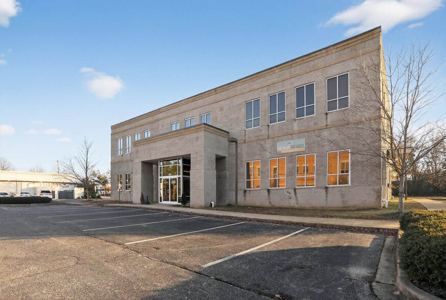 More Photos Of 7796 Wolf Trail Cv, Germantown Medical For Lease