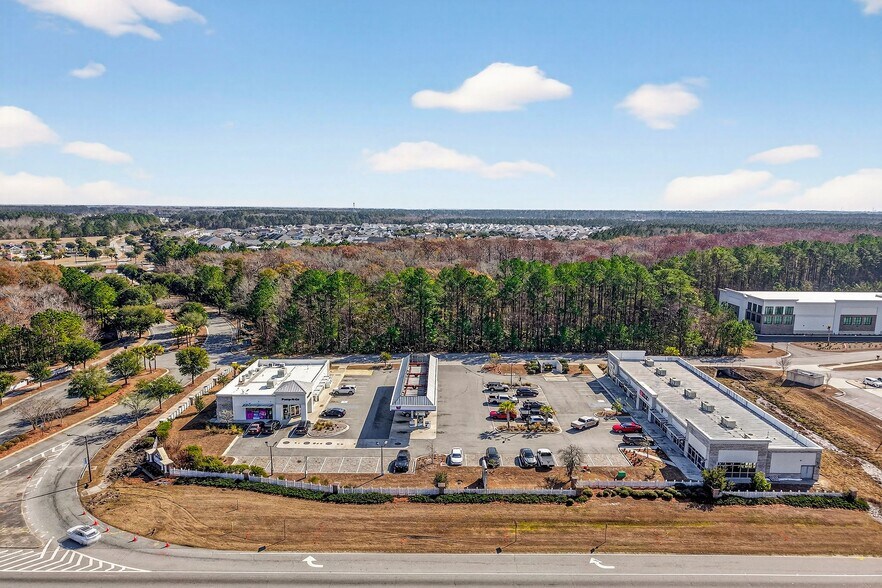 More Photos Of 2 Magnolia Blvd, Port Wentworth Freestanding For Lease