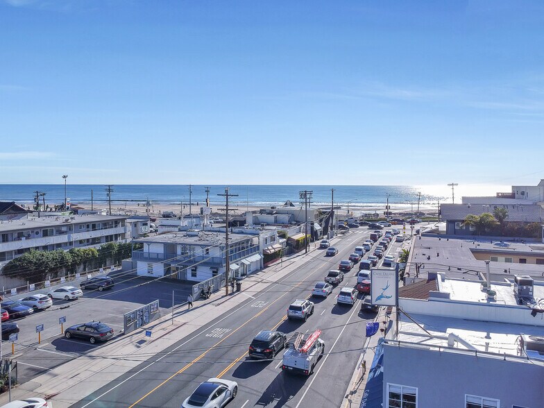 More Photos Of 153-157 W Channel Rd, Santa Monica Apartments For Sale