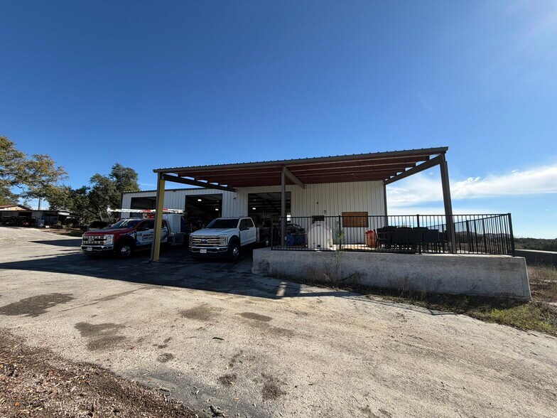 More Photos Of 9313 Circle Dr, Austin Industrial For Sale