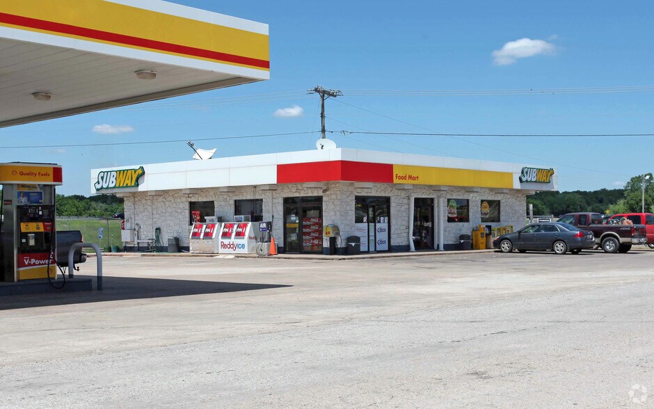 More Photos Of 6801 Industrial Blvd, Edmond Convenience Store For Sale