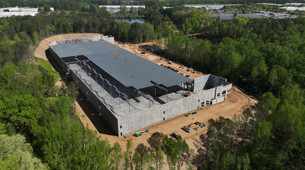More Photos Of 1059 Naturally Fresh Blvd, South Fulton Warehouse For Lease