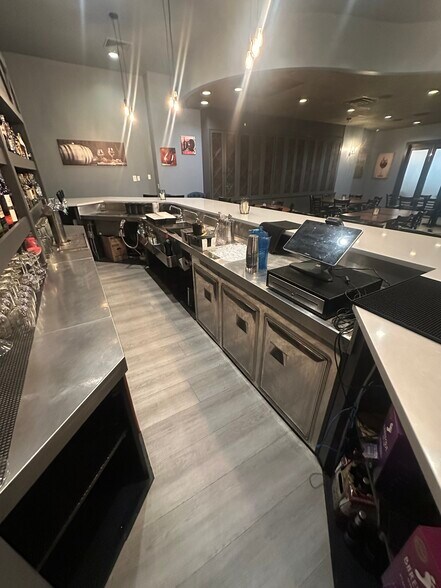 More Photos Of 58 S York Rd, Hatboro Restaurant For Sale