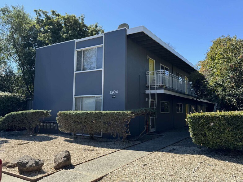 More Photos Of 1504 S Claremont St, San Mateo Apartments For Sale