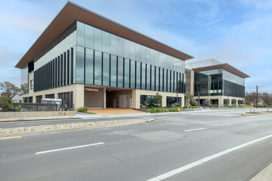 More Photos Of 1091 Industrial Rd, San Carlos Research And Development For Lease