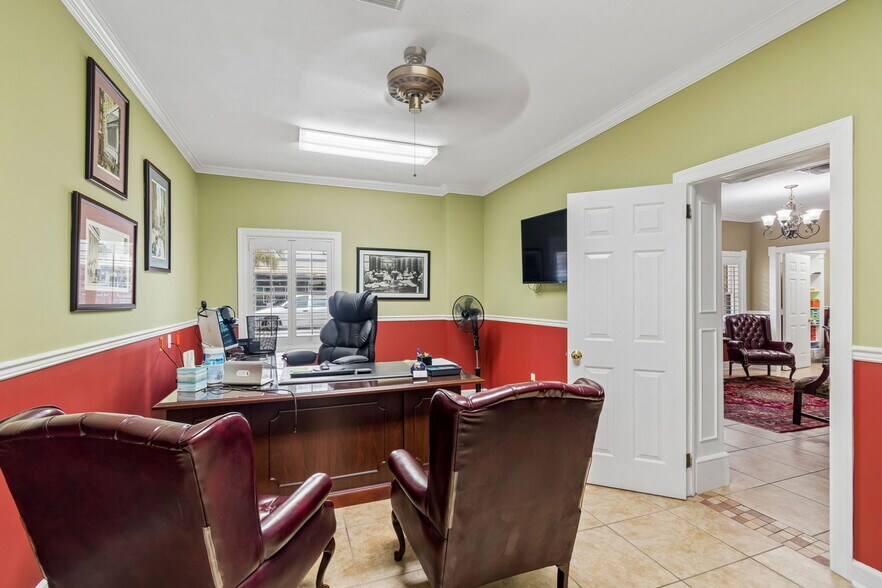More Photos Of 5701 Main St, New Port Richey Medical For Sale