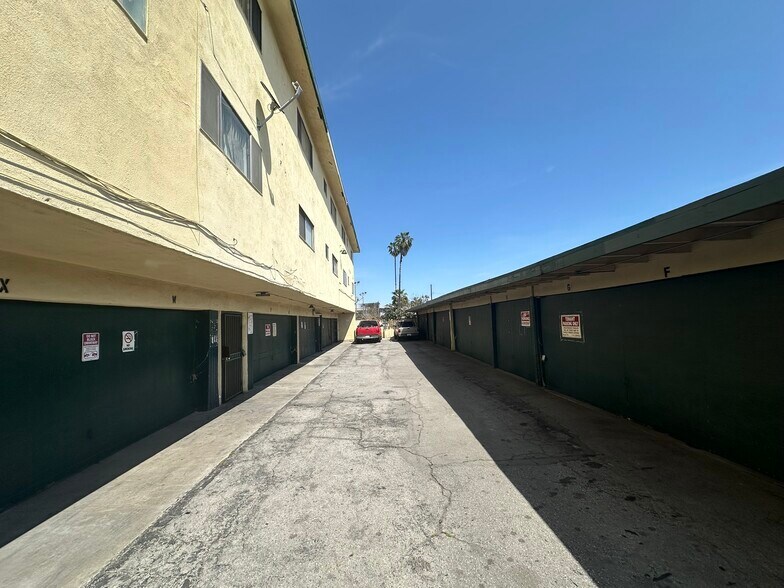 More Photos Of 3130 Euclid Ave, Lynwood Apartments For Sale
