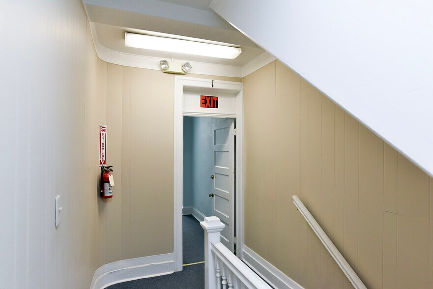 More Photos Of 29 W Franklin St, Hagerstown Apartments For Sale