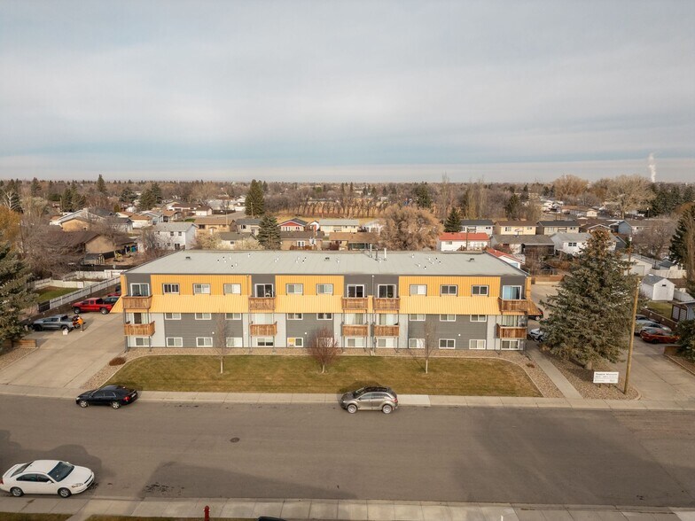 More Photos Of 5315 38 Av, Taber Apartments For Sale